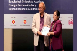 ‘মুজিব একটি জাতির রূপকার’ চলচ্চিত্র অডিয়েন্স অ্যাওয়ার্ড ক্যাটাগরিতে পুরস্কৃত