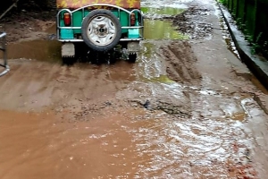 গোলাপগঞ্জে সড়কের বেহাল দশা, জনভোগান্তি চরমে