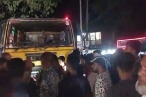 পীরের বাজারে ট্রাকচাপায় বাইসাইকেল আরোহী নিহত