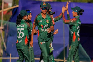 পাকিস্তানের বিপক্ষে বড় সংগ্রহ নিয়েও হেরে গেল বাংলাদেশ