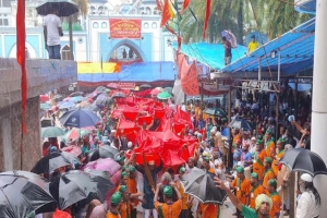 গিলাফ ছড়ানোর মধ্য দিয়ে শাহজালাল (র.) এর ওরস শুরু