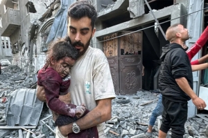 গাজা ও লেবাননে ইসরায়েলি হামলায় নিহত শতাধিক