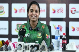 জ্যোতির নেতৃত্ব নিয়ে কেন বাড়ছে প্রশ্ন