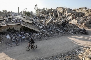 গাজায় স্কুলে হামলায় নিহত ১০