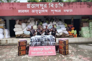সিলেট সীমান্তে বিজিবির অভিযান, সাড়ে ১৫ লাখ টাকার পণ্য আটক