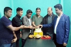 জন্মদিনে সহকর্মীদের ভালোবাসায় সিক্ত সাংবাদিক মিজান মোহাম্মদ
