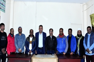 বিশ্বনাথ প্রেসক্লাবে প্রবাসী ছইল মিয়ার অনুদান প্রদান