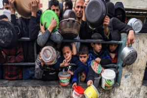 গাজায় অনাহারে ২০ জনের মৃত্যু