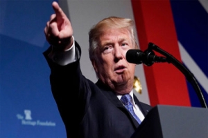 জরুরি ভিত্তিতে তেহরান খালি করতে হুঁশিয়ারি ট্রাম্পের