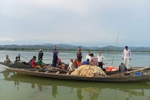 মধ্যনগরে ৪লক্ষ টাকার জাল জব্দ