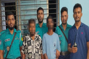 সিলেটে দুই ব্যক্তির কাছ থেকে ৩৬ বোতল মদ ও হুইস্কি-ভদকা জব্দ