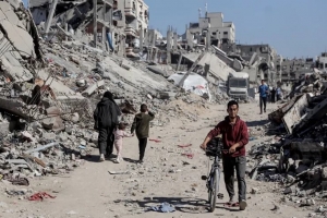 গাজাজুড়ে ইসরায়েলি হামলায় আরও ৩০ ফিলিস্তিনি নিহত