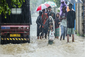 শ্রীলঙ্কায় বন্যা ও ভূমিধসে নিহত ৪৪