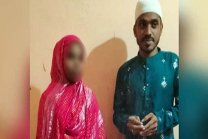 স্বামীর খোঁজে ভারতে থেকে বানিয়াচংয়ে নারী, উঠেছে ঋণের অভিযোগ