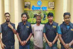 ছেলের ছুরিকাঘাতে বৃদ্ধ পিতা নিহত, অভিযুক্ত গ্রেফতার