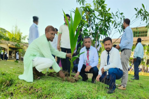 লংকাবাংলার উদ্যোগে সিলেটে ফলজ বৃক্ষরোপণ ও চারা বিতরণ কর্মসূচি অনুষ্ঠিত