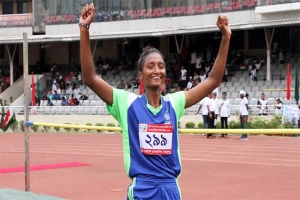 ফুটবল না অ্যাথলেটিকস, দ্বিধায় রুমকি