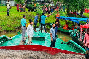 গোয়াইনঘাটে অবৈধ পাথর উত্তোলনে টাস্কফোর্সের অভিযান, আটক ৮