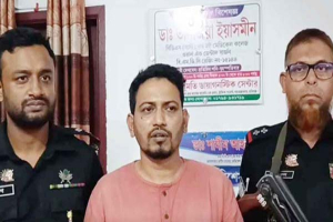 হবিগঞ্জে অন্য চিকিৎসকের প্যাড ব্যবহার করে চিকিৎসা, একজন আটক