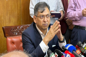 সীমান্তে প্রযুক্তিনির্ভর নজরদারি, জনবল ও আধুনিক অস্ত্র বাড়ানো হবে: স্বরাষ্ট্রমন্ত্রী