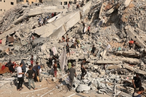 ইসরায়েলি হামলায় ২৭০০ ফিলিস্তিনি পরিবারের সবাই নিহত