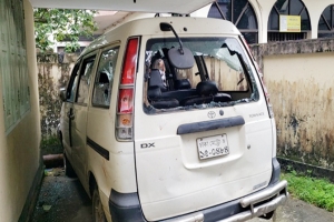 কাউন্সিলরের বাসায় ‘হামলার জেরে’ সাবেক ছাত্রলীগ নেতার বাসায় হামলা