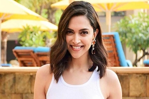 ক্যারিয়ারে অনন্য ইতিহাস গড়লেন দীপিকা