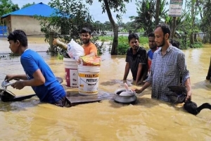 বন্যায় ১১ জেলায় মৃত্যু বেড়ে ২৩, ক্ষতিগ্রস্ত ৫৫ লাখেরও বেশি মানুষ