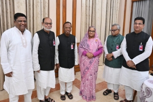প্রধানমন্ত্রীর সাথে সিলেটের আ'লীগের শীর্ষ নেতৃবৃন্দের সাক্ষাৎ