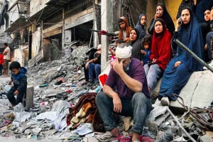 ইসরায়েলি হামলায় গাজা-লেবাননে নিহত ১৪০