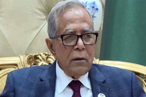 আবদুল হামিদের দেশত্যাগ : শাস্তির মূখে তিন পুলিশ কর্মকর্তা