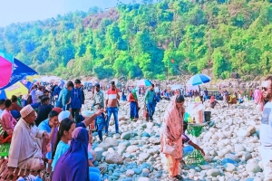 জাফলংয়ে কনকনে শীতে পর্যটক হ্রাস