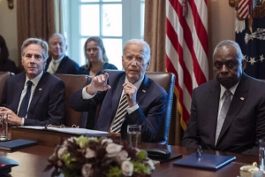 ইসরায়েলকে অস্ত্র সরবরাহ বন্ধের হুঁশিয়ারি যুক্তরাষ্ট্রের