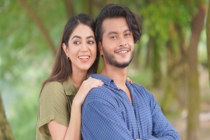 জুটি হলেন আরশ-উর্বী