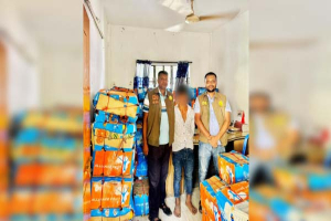 সিলেটে ৬ লাখ টাকার ভারতীয় ফলসহ যুবক আটক, পিকআপ জব্দ সিলেটে ৬ লাখ টাকার ভারতীয় ফলসহ যুবক আটক, পিকআপ জব্দ