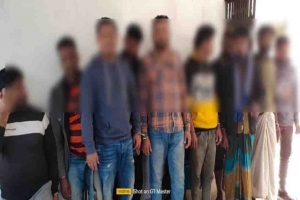 দক্ষিণ সুরমা কদমতলী থেকে ১২ জুয়াড়ী আটক