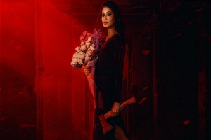 ফুল আর কুড়াল নিয়ে ফারিণের এ কেমন ‘ইনসাফ’