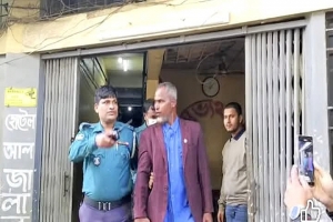 পরকীয়া প্রেমিকার সঙ্গে আ. লীগ নেতা আটক