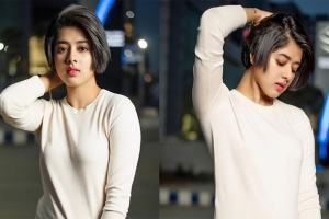 প্রেমিকের টি-শার্ট পরে খুশি দিতিপ্রিয়া!