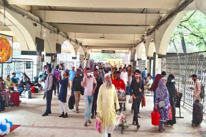 ঈদের ছুটিতে বাড়ি যাওয়ার আগে যা যা করবেন