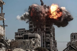 গাজা সিটিতে একাধিক টাওয়ার ধ্বংস, নিহত আরও ৫৩