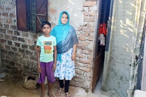  মধ্যপ্রাচ্য থেকে নিঃস্ব হয়ে ফিরছেন হাওরপাড়ের নারীরা