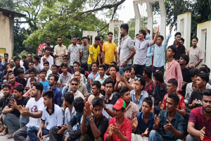 দিরাইয়ে ফ্যামিলি কার্ডের জনবল নিয়োগে অনিয়মের অভিযোগ, ইউএনওর অপসারণ দাবি দিরাইয়ে ফ্যামিলি কার্ডের জনবল নিয়োগে অনিয়মের অভিযোগ, ইউএনওর অপসারণ দাবি