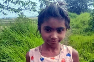 সরিষাক্ষেতে মিলল শিশুর গামছা প্যাঁচানো লাশ