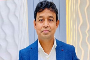পালাতে পারলেন না পুলিশের সাবেক ডিবিপ্রধান হারুন 