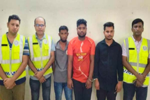 কমলগঞ্জে পাঁচ দিন আটকে রেখে স্কুলছাত্রীকে ধর্ষণের অভিযোগ, গ্রেপ্তার ৩