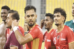 চ্যালেঞ্জ লিগে সাবেক ইপিএল ফুটবলারের বিপক্ষে খেলতে হবে সাদ-তপুদের