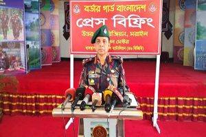 মৌলভীবাজারে বিজিবির সেক্টর পর্যায়ে প্রেস ব্রিফিং, সীমান্ত ৭ কোটি টাকার চোরাই পণ্য আটক