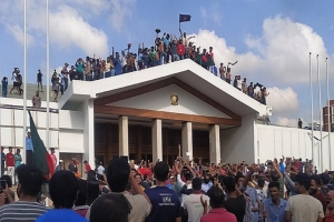 ৫ আগস্ট ‘জুলাই গণঅভ্যুত্থান দিবস’