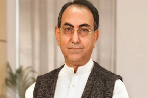 ধীরে ধীরে সুস্থ হয়ে স্বাভাবিক জীবনে ফিরছেন মির্জা আব্বাস